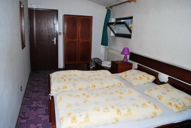 Guest House Gaja Novi Sad Værelse billede