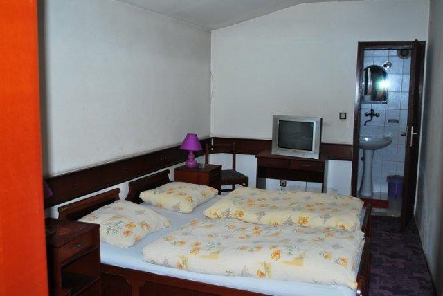 Guest House Gaja Novi Sad Værelse billede